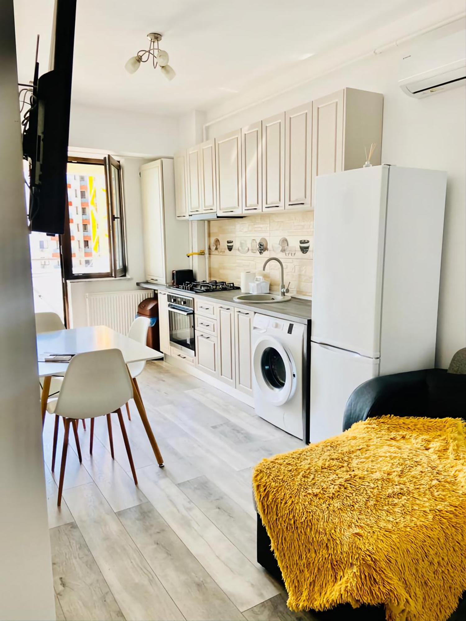 Ultracentral Lazar Residence Jászvásár Kültér fotó