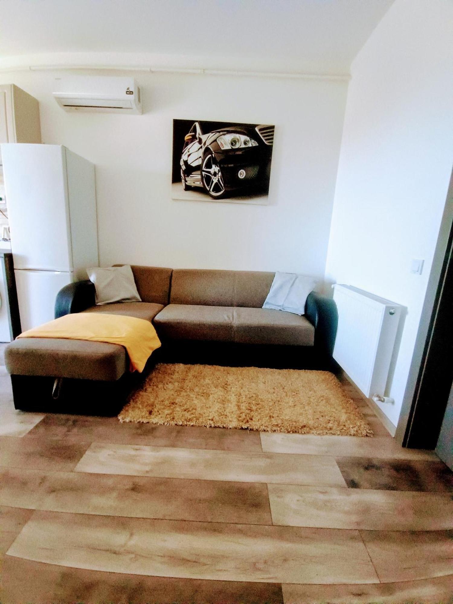 Ultracentral Lazar Residence Jászvásár Kültér fotó